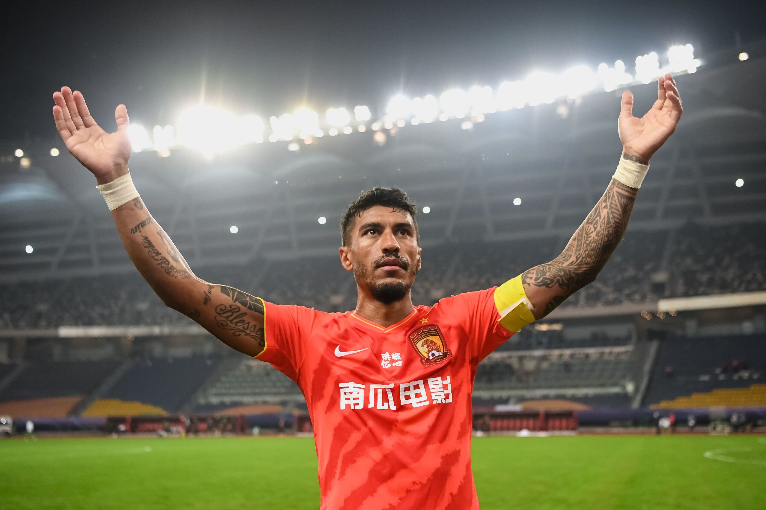 أدين جيكو يكشف عن ذكرياته مع محمد صلاح وتوقعاته لمونديال قطر 2022
