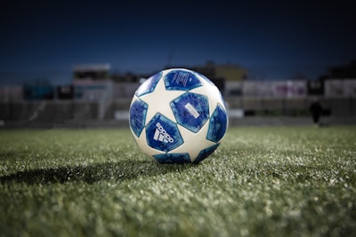 المركز الدولي للدراسات الرياضية يصدر قائمة أفضل 100 لاعب في صناعة التمريرات الحاسمة عالميًا